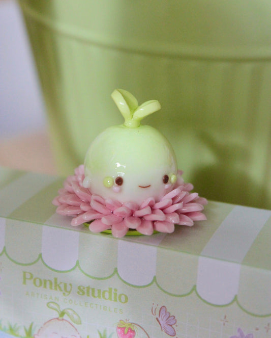 Smol Pinky Clover Sprout Spirit Desk Friend