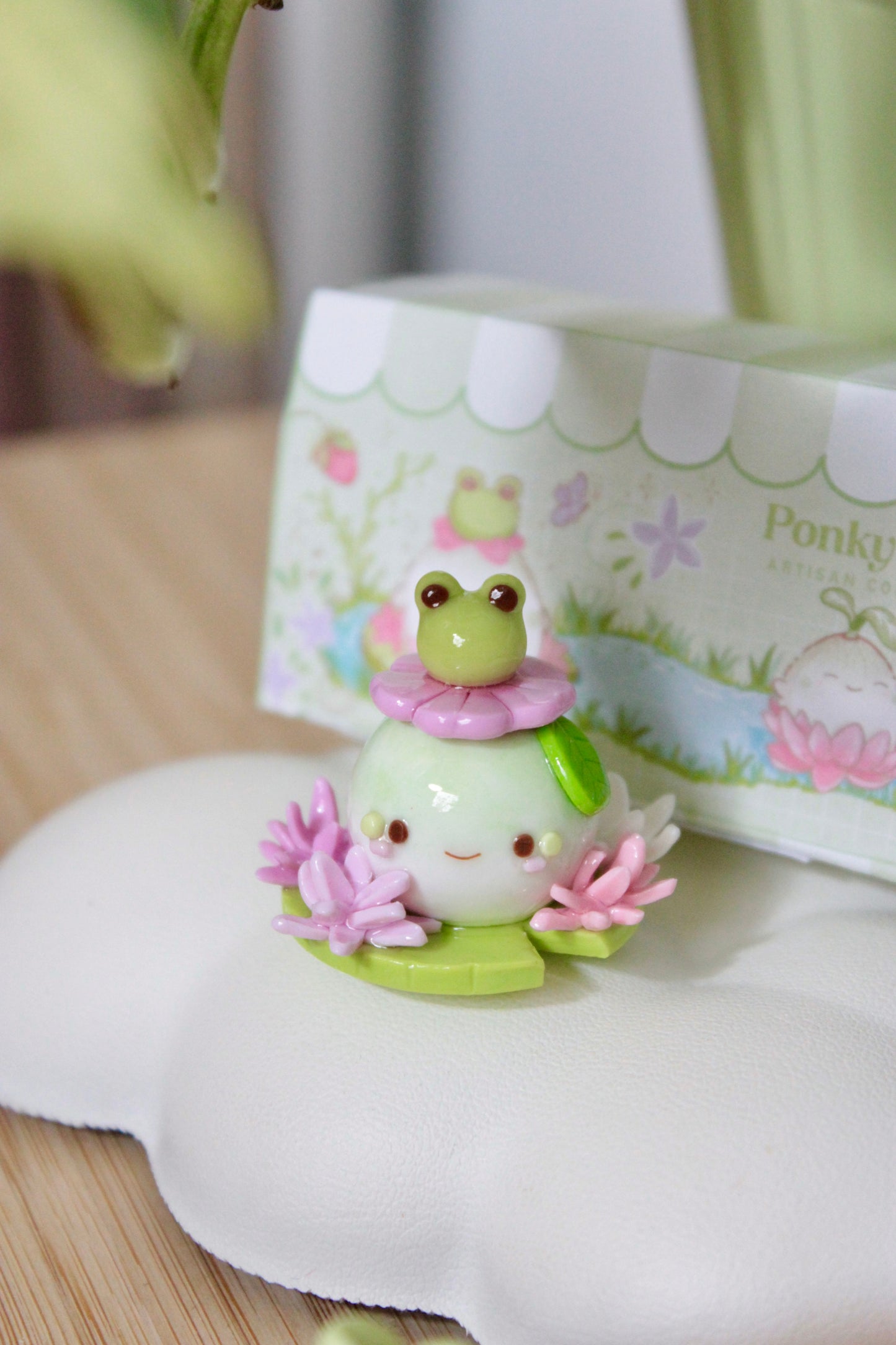 Frog 🐸 buddy Pinky