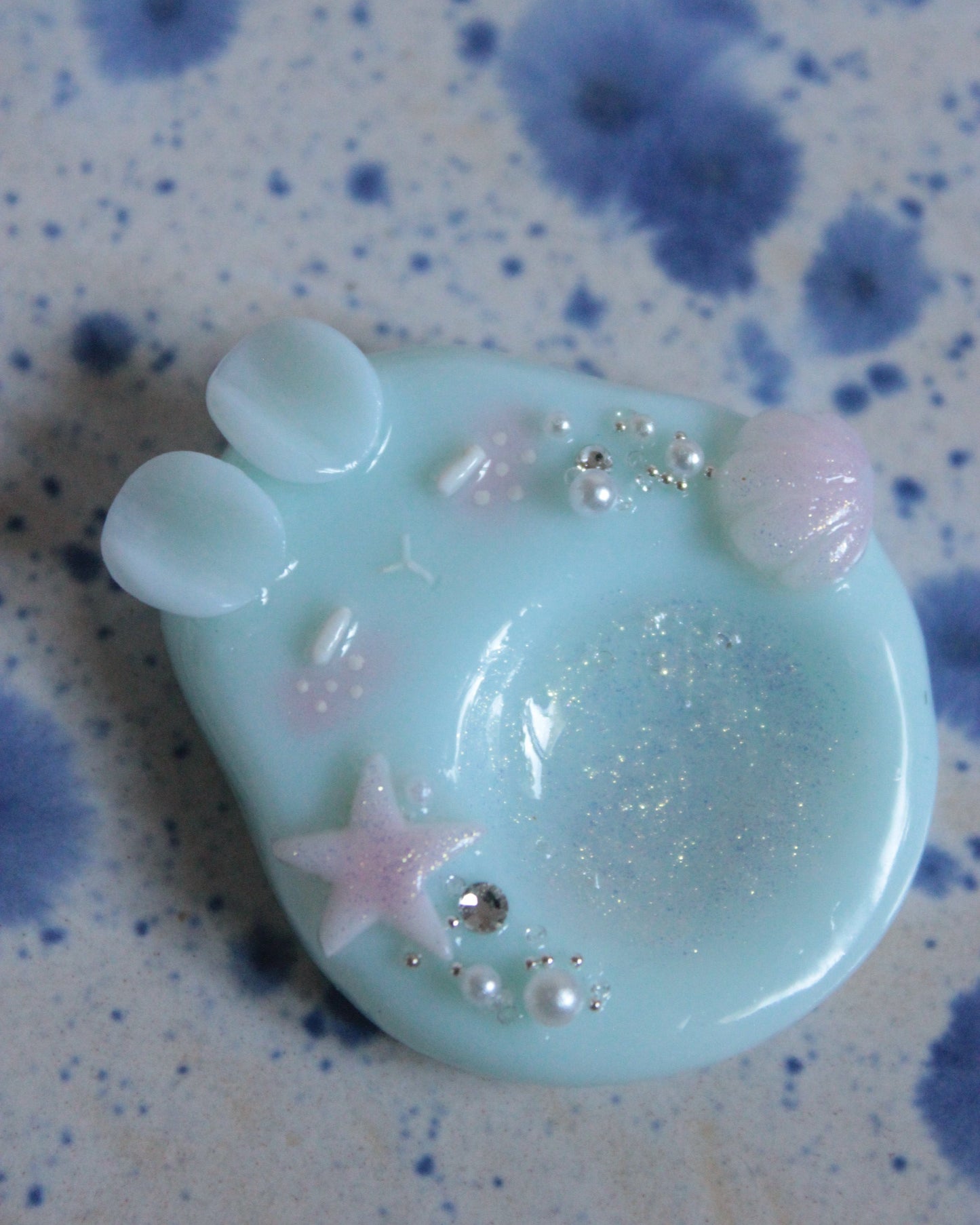 🫧🐰 Aqua bunny worry (not) stone