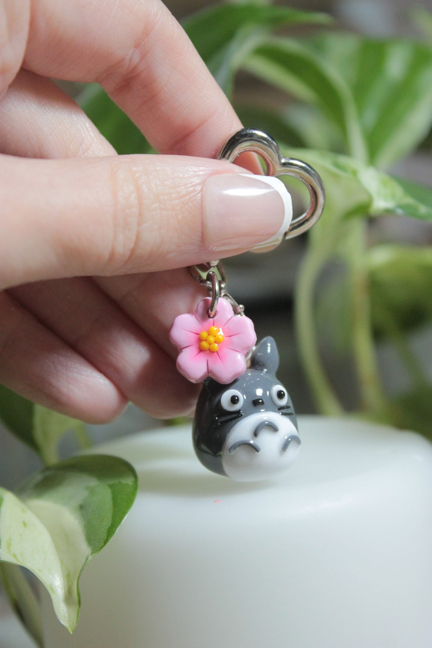 🌿 🌸 smol Totoro keychain