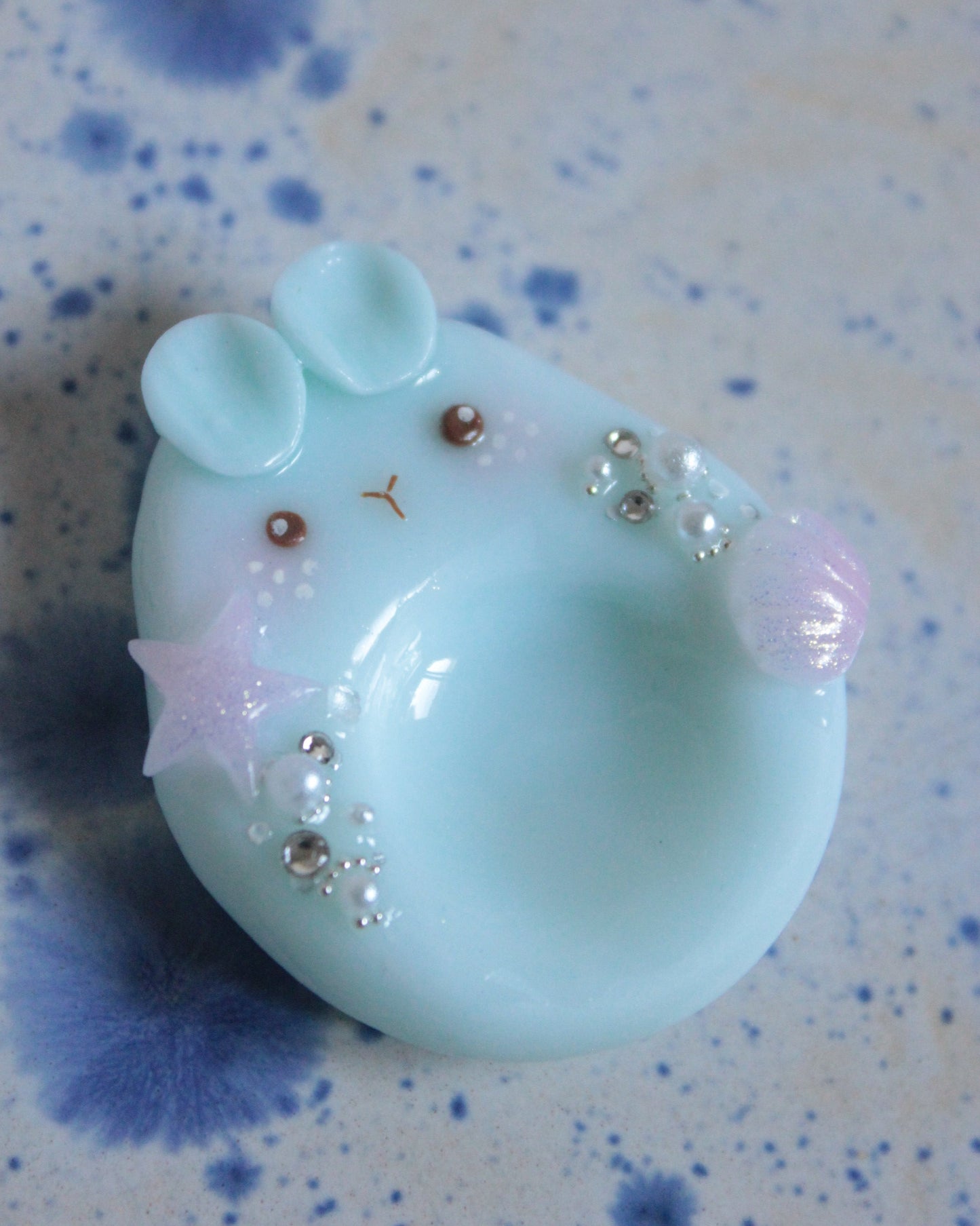 🫧🐰 Aqua bunny worry (not) stone