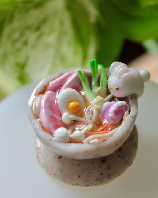Ramen bunny spinner desk friend