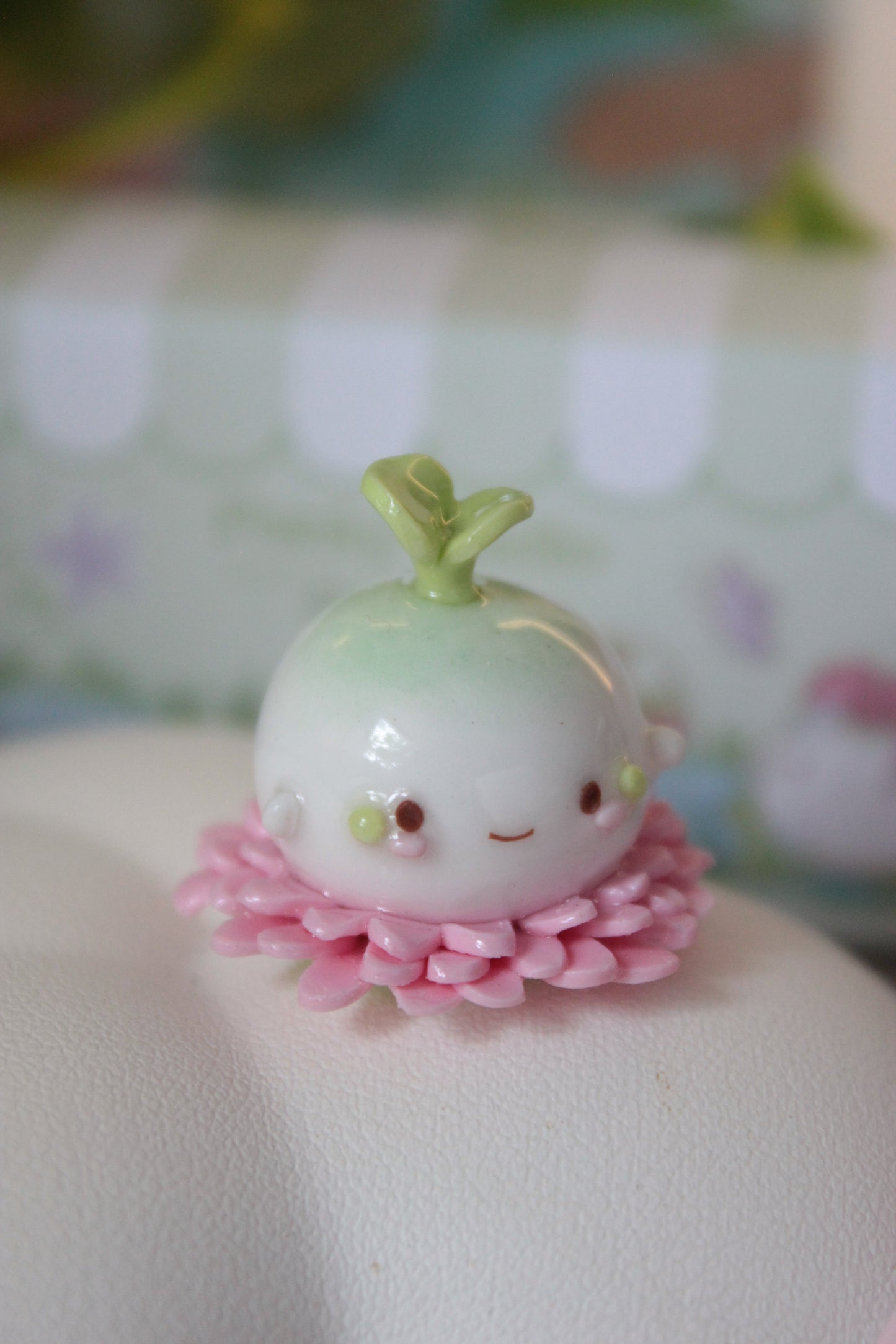 Smol Pinky Clover Sprout Spirit Desk Friend