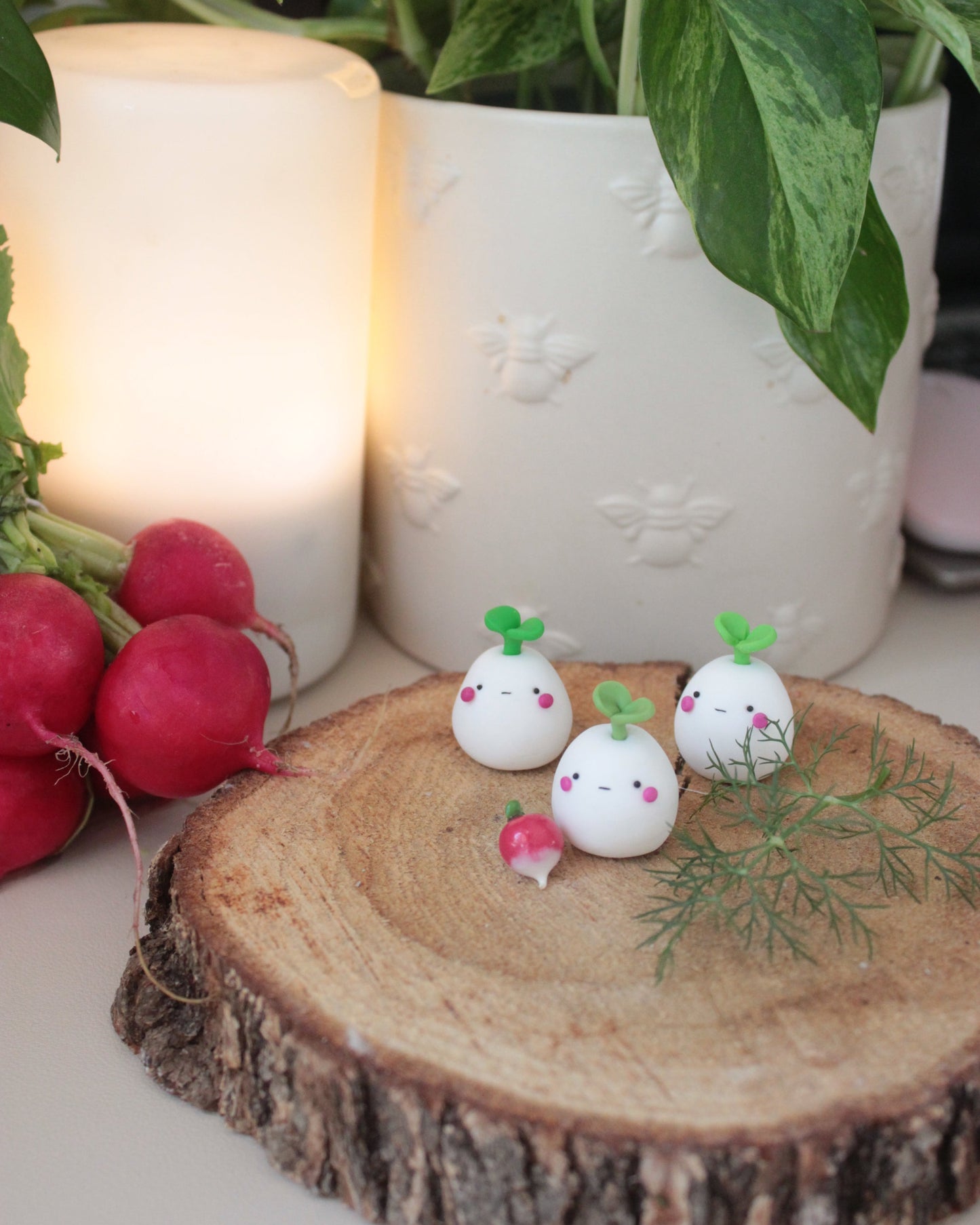 Ponky 🫜 sprout desk friend