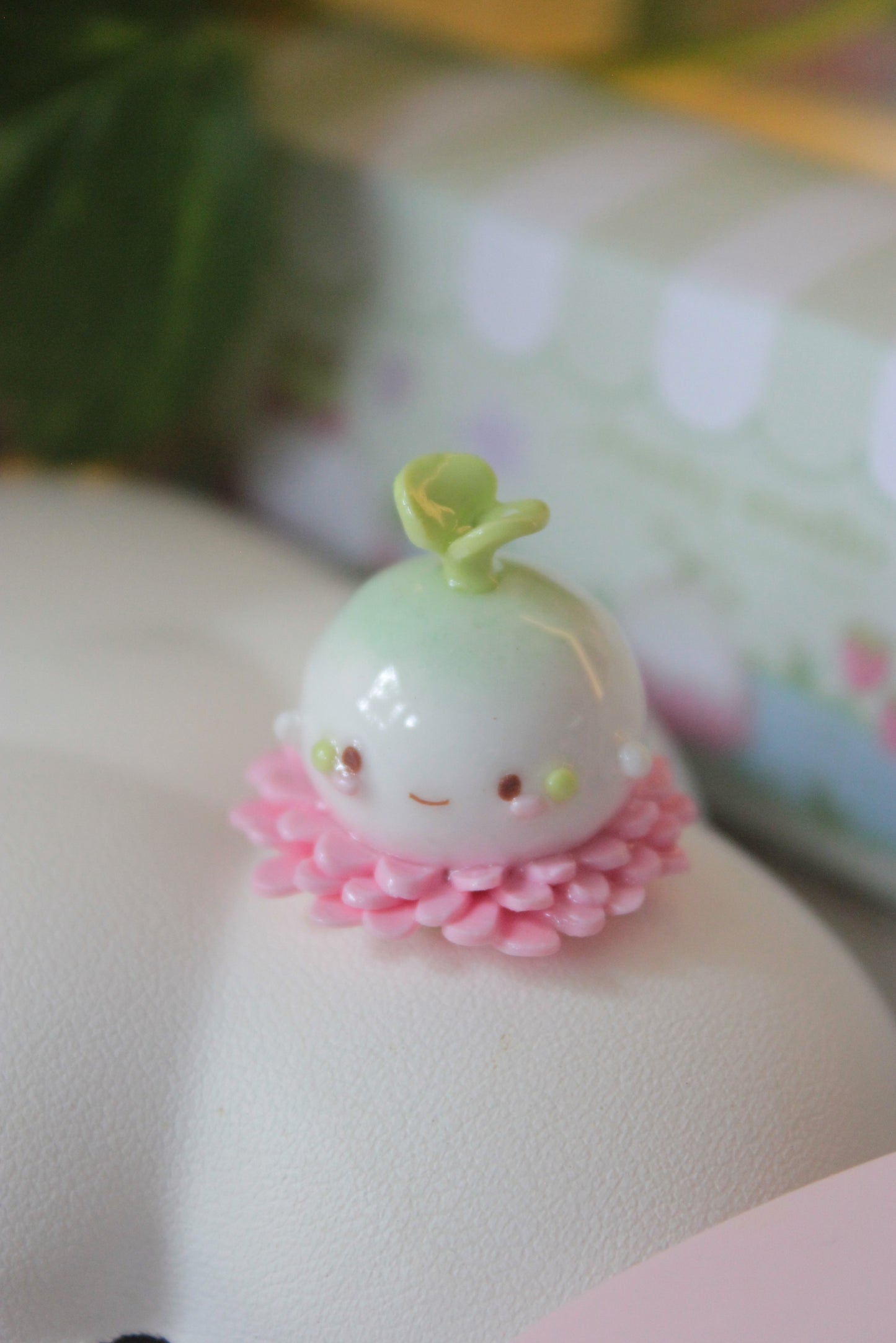 Smol Pinky Clover Sprout Spirit Desk Friend